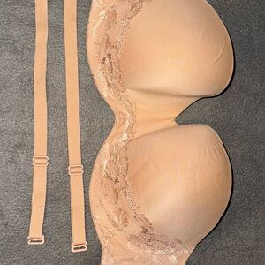 Victoria's Secret strapless/convertible Nude Lace Bra NWOT
